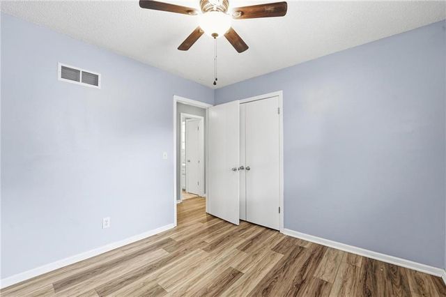 203 N Murphy Drive, Raymore, MO 64083