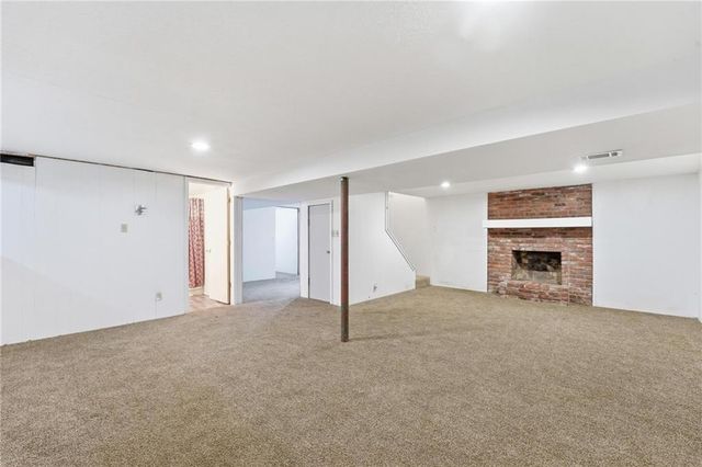 203 N Murphy Drive, Raymore, MO 64083