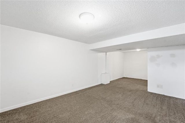 203 N Murphy Drive, Raymore, MO 64083