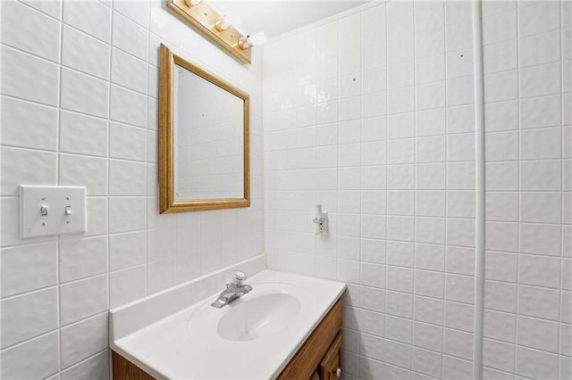 203 N Murphy Drive, Raymore, MO 64083