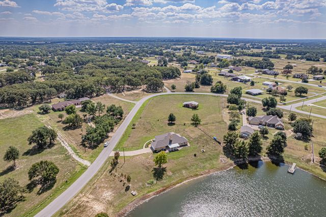 1307 Brent Avenue, Terrell, TX 75160