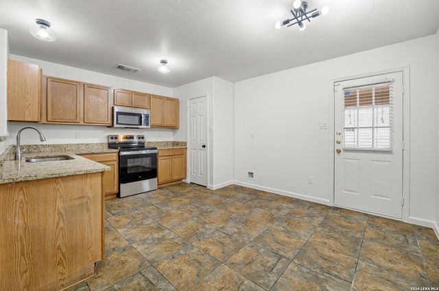 12923 Camino Carlos, San Antonio, TX 78233