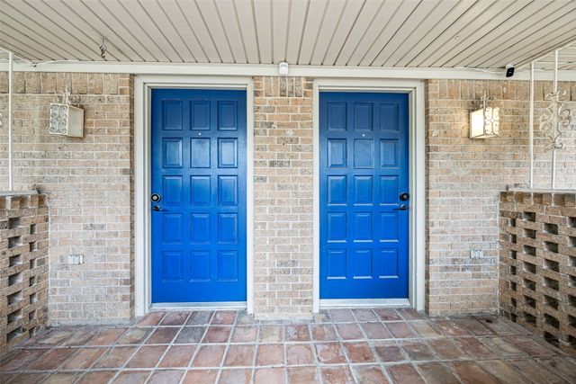 2529 W 12th Street, Dallas, TX 75211