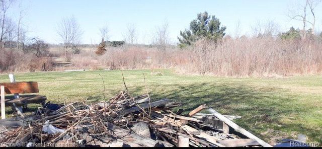 9460 N LAPEER Road, Rich, MI 48744