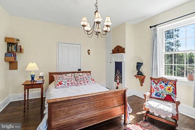 1450 MAIN ST, Mechanicsburg, PA 17055