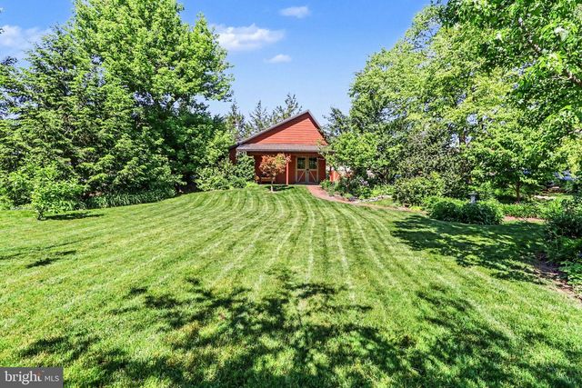 1450 MAIN ST, Mechanicsburg, PA 17055