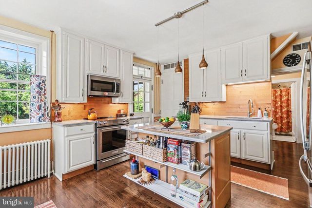 1450 MAIN ST, Mechanicsburg, PA 17055