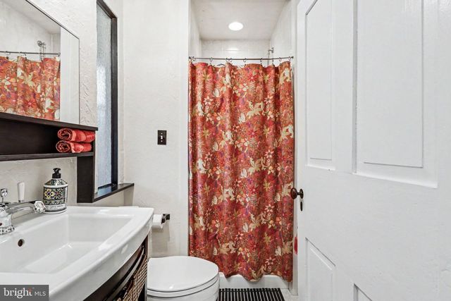 1450 MAIN ST, Mechanicsburg, PA 17055