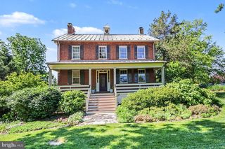 1450 MAIN ST, Mechanicsburg, PA 17055