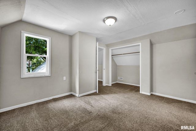 315 W NEBRASKA Avenue, Peoria, IL 61604