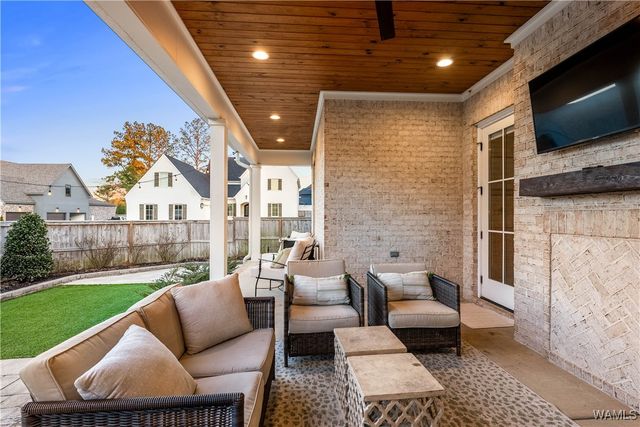 583 Lansdowne, Tuscaloosa, AL 35406