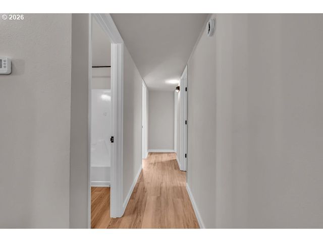 643 Se 40TH Ct, Hillsboro, OR 97123