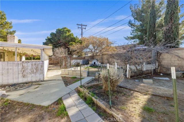 1118 E Avenue K, Lancaster, CA 93535