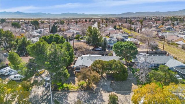 1118 E Avenue K, Lancaster, CA 93535