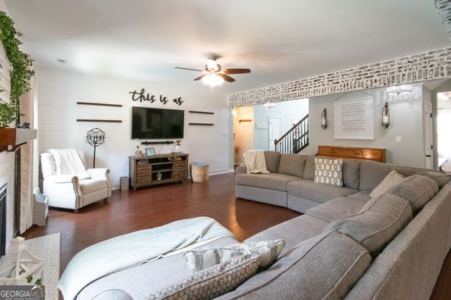 571 Kory Drive, Newnan, GA 30263