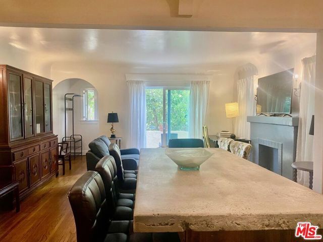 11321 Mississippi Avenue, Los Angeles, CA 90025