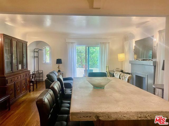 11321 Mississippi Avenue, Los Angeles, CA 90025