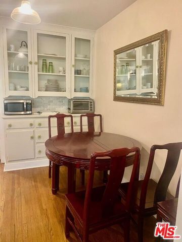 11321 Mississippi Avenue, Los Angeles, CA 90025