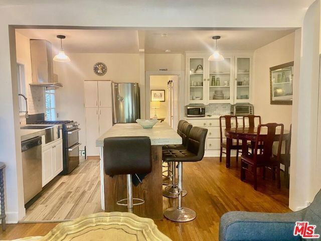 11321 Mississippi Avenue, Los Angeles, CA 90025