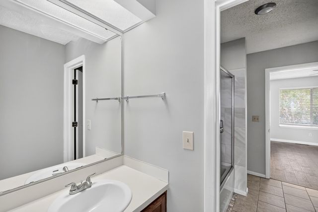 8471 Yadkin Circle Apt F, North Charleston, SC 29406