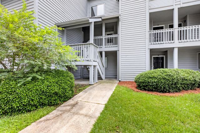 8471 Yadkin Circle Apt F, North Charleston, SC 29406