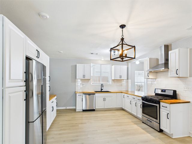 823 Havendon Circle, Dallas, TX 75203