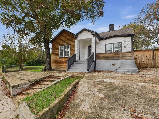 823 Havendon Circle, Dallas, TX 75203