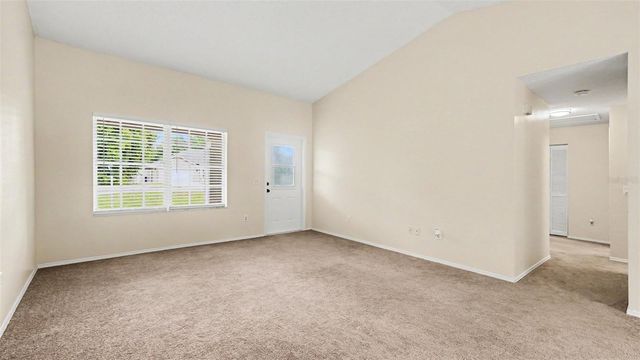 206 OAK CIRCLE, Ocala, FL 34472