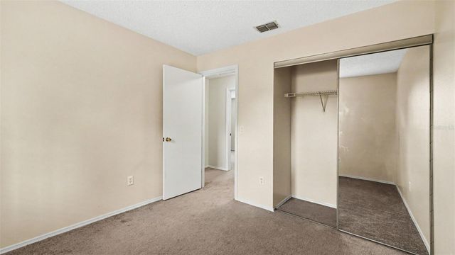 206 OAK CIRCLE, Ocala, FL 34472