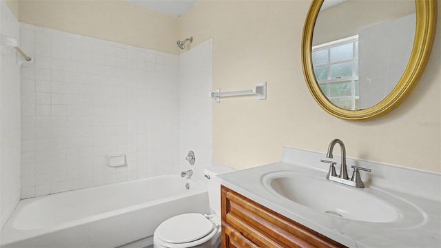 206 OAK CIRCLE, Ocala, FL 34472