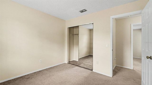 206 OAK CIRCLE, Ocala, FL 34472