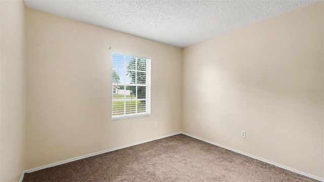 206 OAK CIRCLE, Ocala, FL 34472
