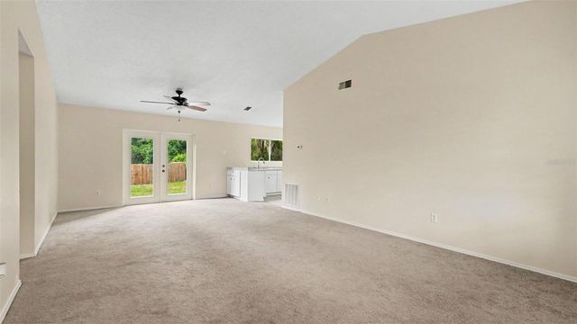 206 OAK CIRCLE, Ocala, FL 34472