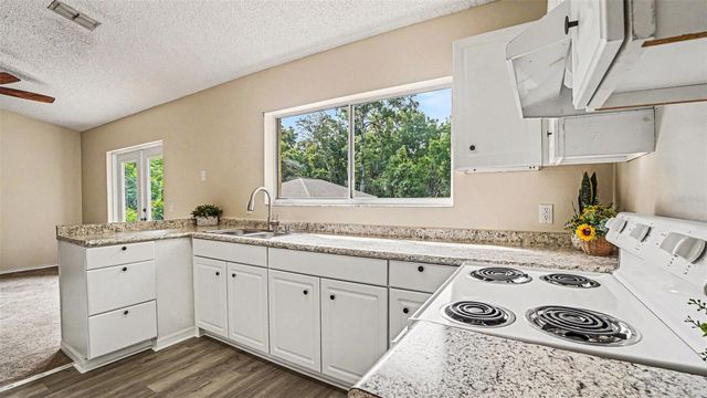 206 OAK CIRCLE, Ocala, FL 34472