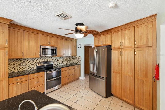 541 MORNINGSIDE ROAD, Venice, FL 34293