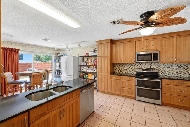 541 MORNINGSIDE ROAD, Venice, FL 34293