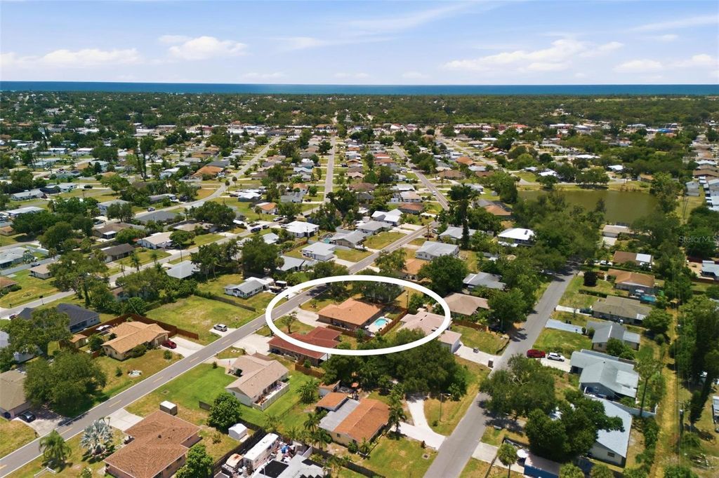Image 11 of property listing at 541 MORNINGSIDE ROAD, Venice, FL 34293