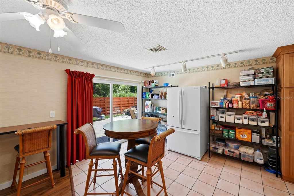Image 23 of property listing at 541 MORNINGSIDE ROAD, Venice, FL 34293