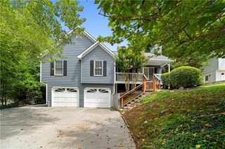 525 Brooksdale Drive, Woodstock, GA 30189