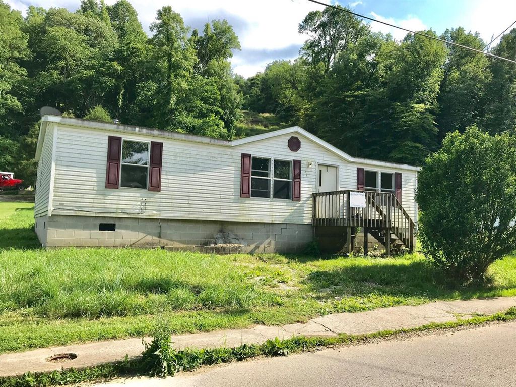 370 Chili Street, Olive Hill, KY 41164