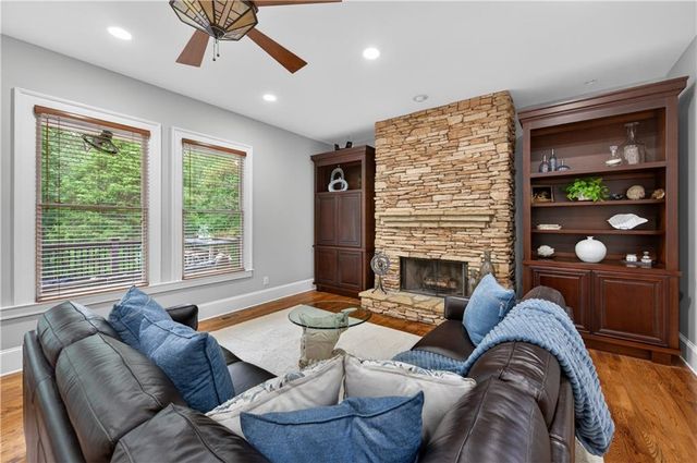 15895 Henderson Road, Alpharetta, GA 30004