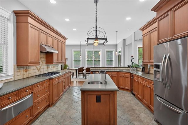 15895 Henderson Road, Alpharetta, GA 30004