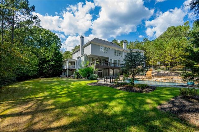 15895 Henderson Road, Alpharetta, GA 30004