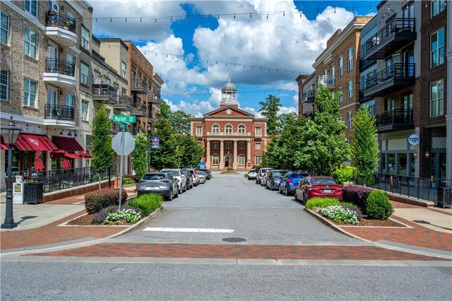 15895 Henderson Road, Alpharetta, GA 30004