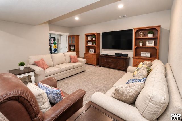 730 E Alameda Ct, Pueblo West, CO 81007