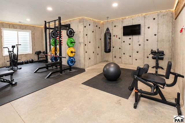 730 E Alameda Ct, Pueblo West, CO 81007