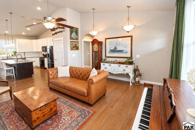 730 E Alameda Ct, Pueblo West, CO 81007