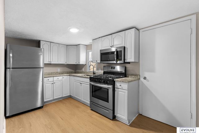 3909 N 53rd Street, Omaha, NE 68104