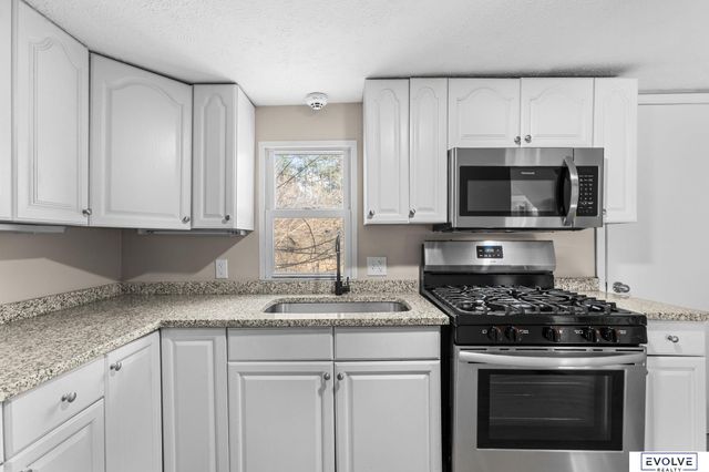 3909 N 53rd Street, Omaha, NE 68104