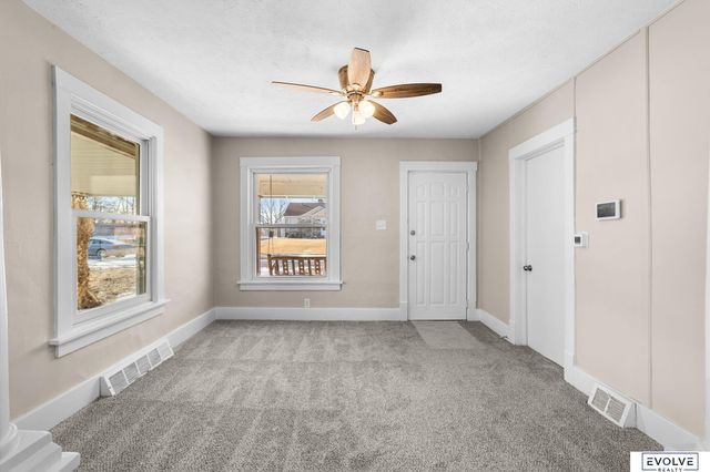 3909 N 53rd Street, Omaha, NE 68104